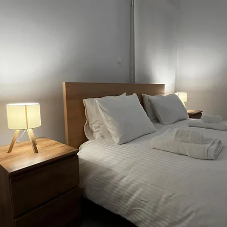 דירה The Minimal Nest